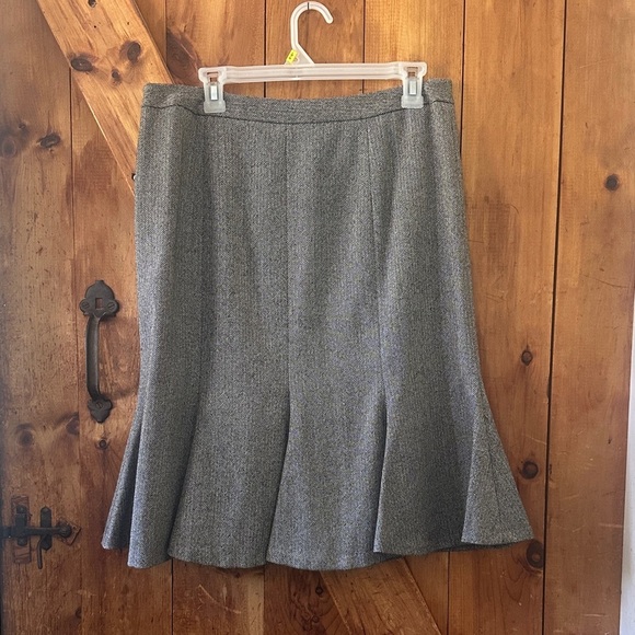LOFT Charcoal A-Line Skirt - Picture 5 of 5